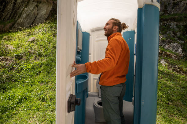 Portable Toilet Options We Offer in Cedarhurst, NY